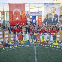 Başkan Batur’dan amatör spora; saha, malzeme ve katılım payı